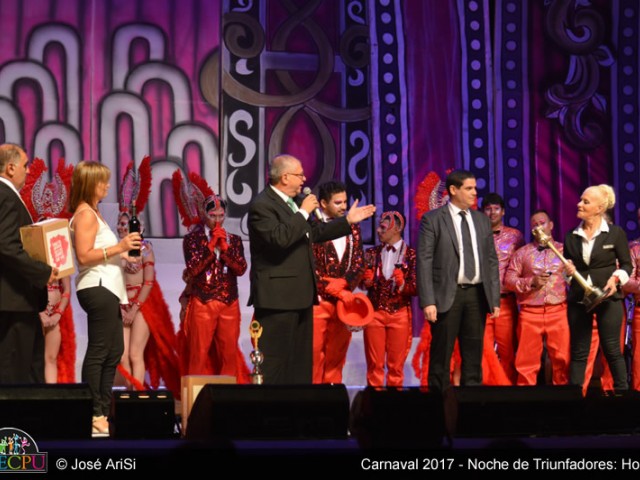 033-1-premios2017-hxv12f2c