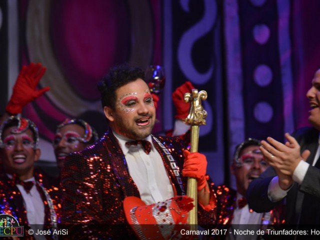 038-1-premios2017-mer8jbkp