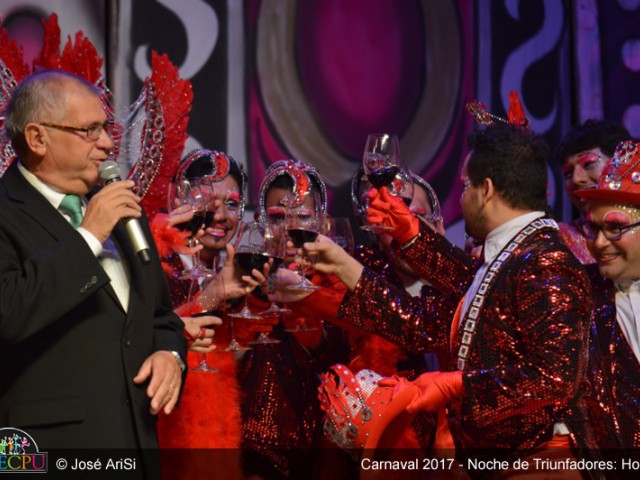 045-1-premios2017-wpqnewpw