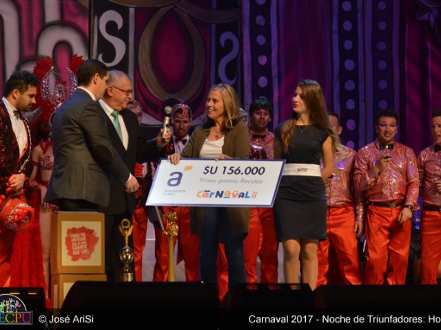 048-1-premios2017-8xienah7