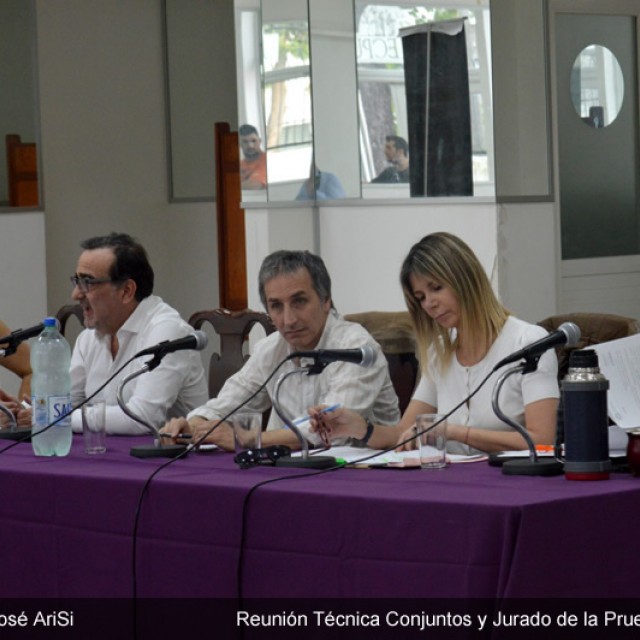Reuni&oacute;n entre conjuntos y jurado de la prueba de admisi&oacute;n 2016