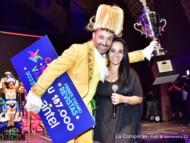 TEATRO-ENTREGA_DE_PREMIOS-01-1102